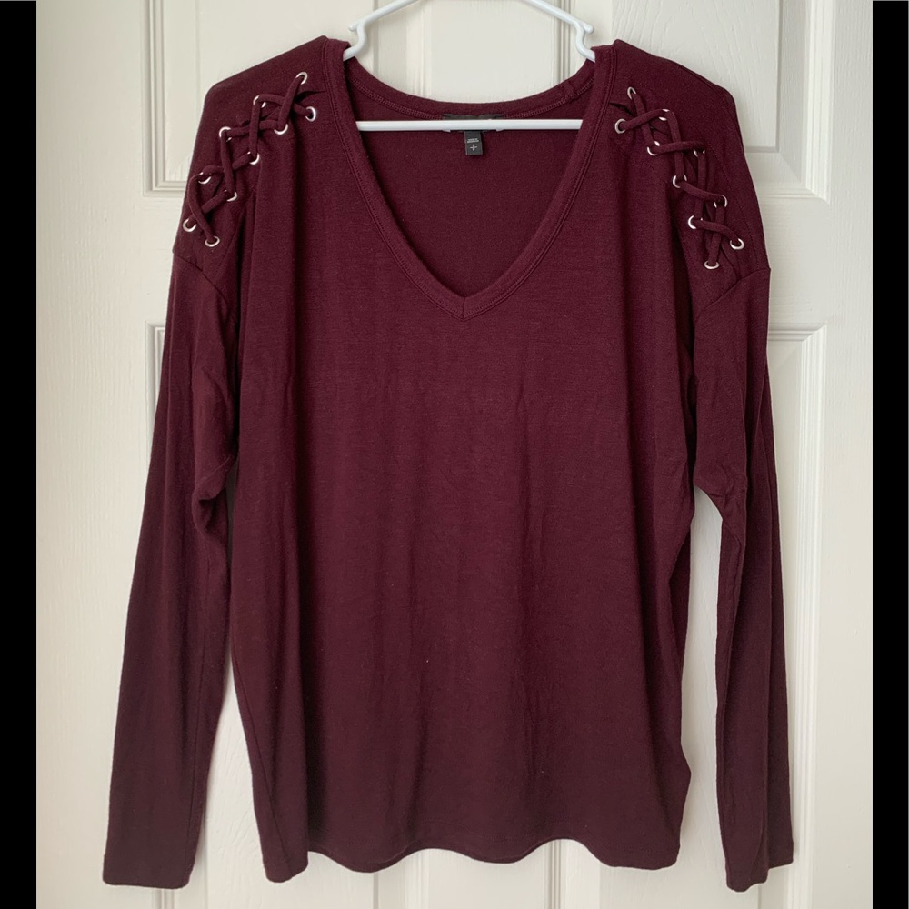 Like new! Express top